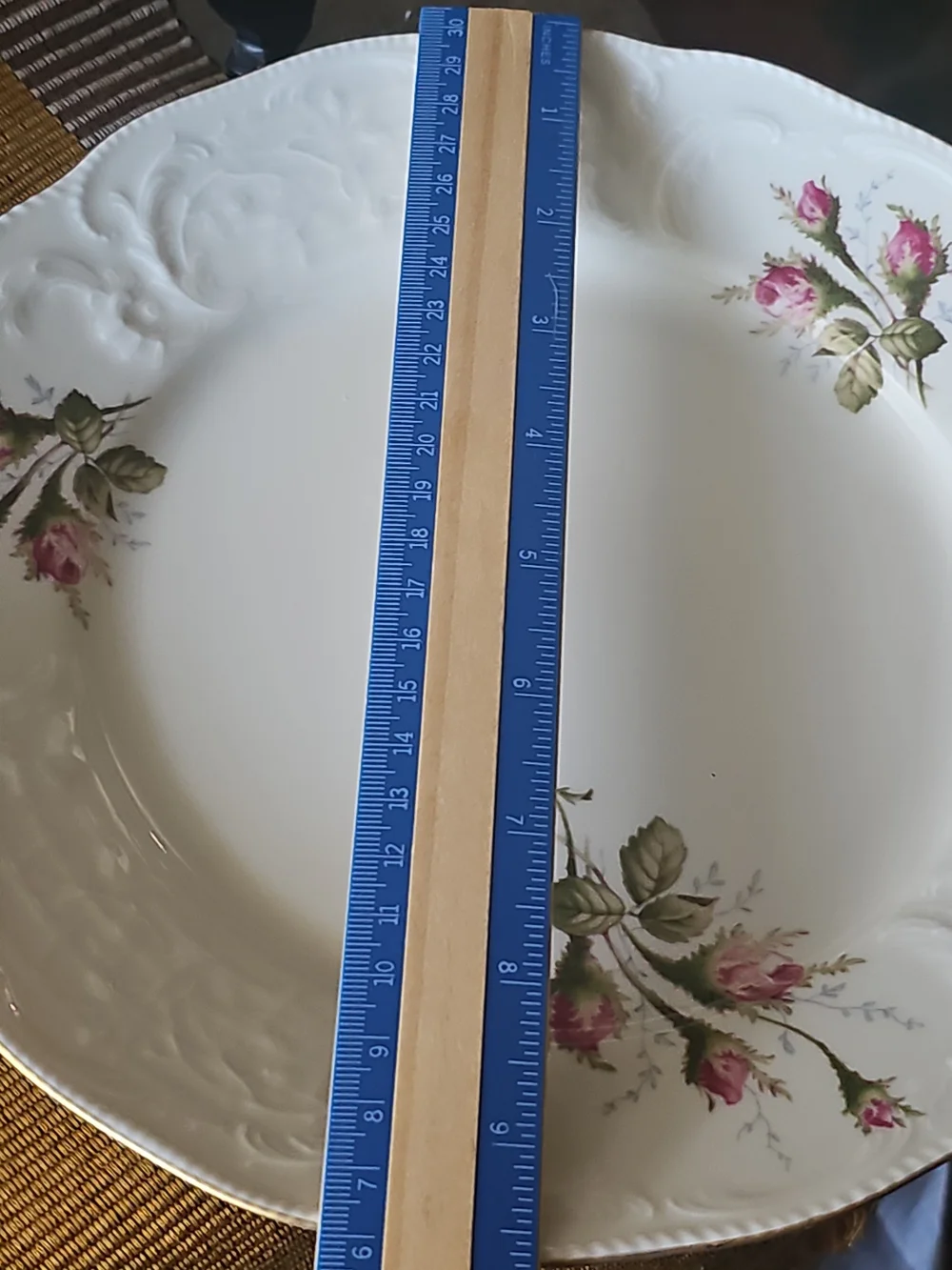 Rosenthal Germany MOSS ROSE Collection porcelain 9.5